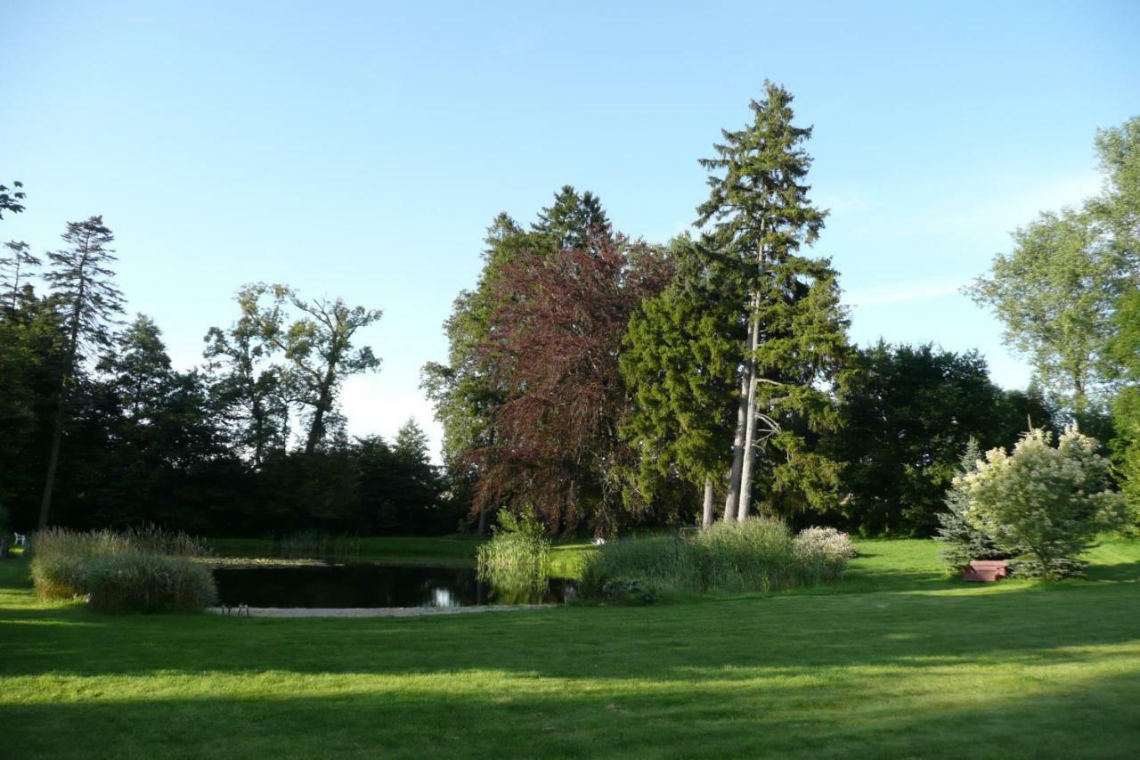 Miodowy Dwor Villa Rusinowo  ภายนอก รูปภาพ