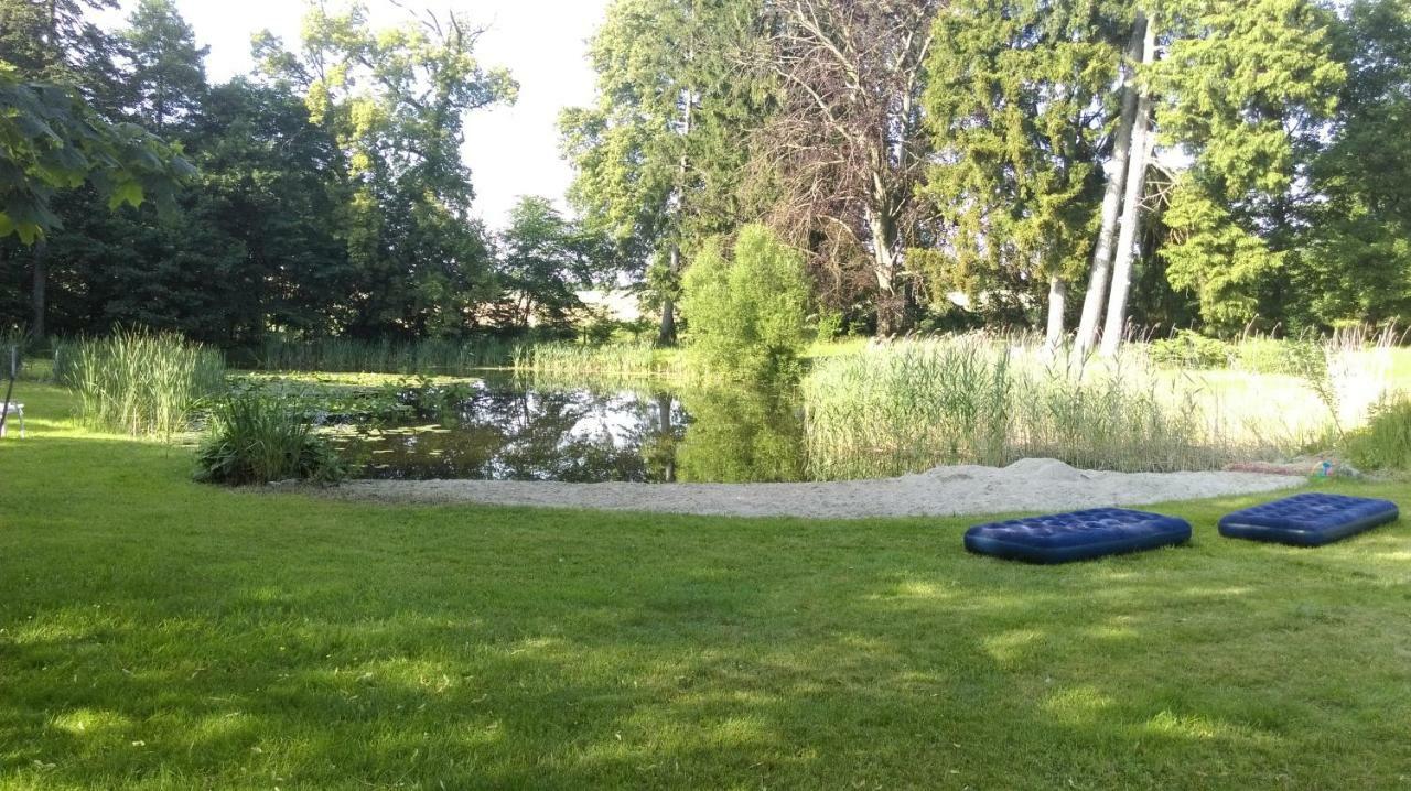 Miodowy Dwor Villa Rusinowo  ภายนอก รูปภาพ