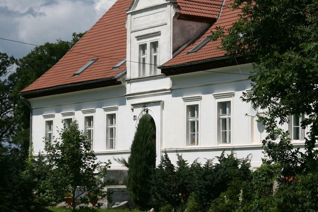 Miodowy Dwor Villa Rusinowo  ภายนอก รูปภาพ